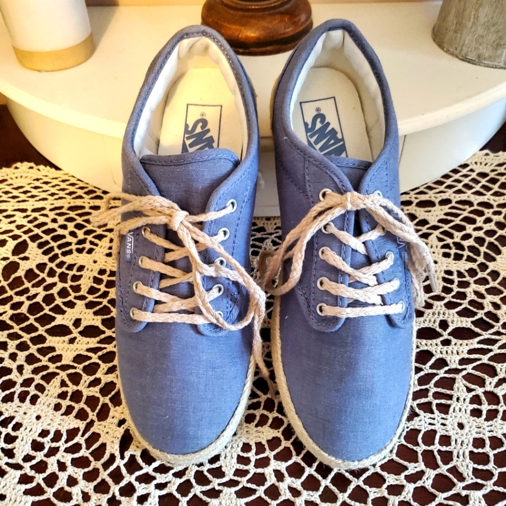 Vans Athletic Canvas Tennis Shoes